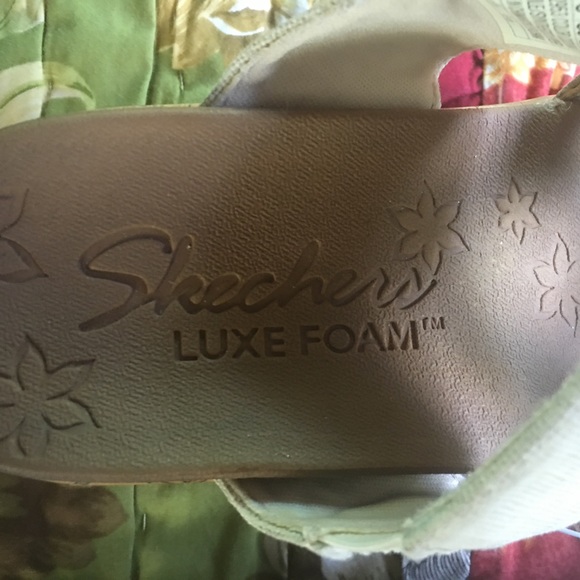 Skechers Luxe Foam Cork & Khaki Wedge Heels Slides Size 6 - Picture 12 of 12